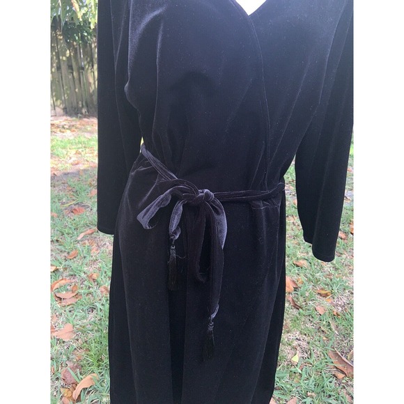 J. Jill Faux Wrap Dress Women's Size Large Tall Velvet Black Fit & Flare - Picture 3 of 6